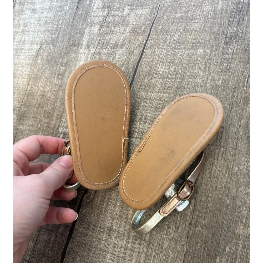Old Navy‎ Baby Girl Metallic Multi-Strap Gladiator Sandals Gold Silver Rose Gold